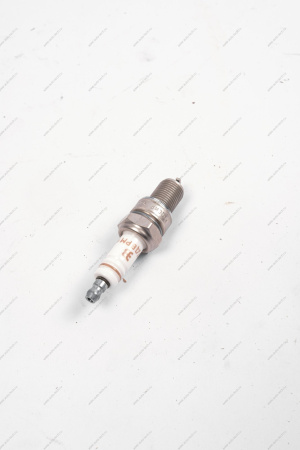 Свеча зажигания Datsun 1шт Nissan NISSAN 224015PA0A