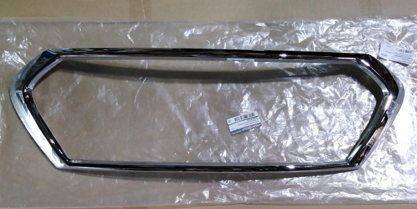 УЦЕНКА Окантовка на решетку радиатора хром седан Datsun/on do Nissan NISSAN У623205PA0C