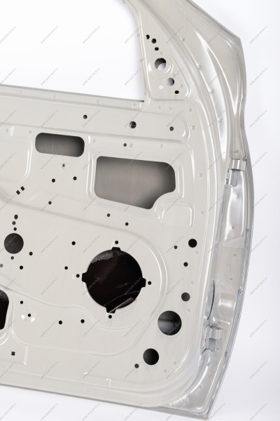 Дверь ВАЗ-1118/2190 передняя левая с брусом безопасности и прокладкой изоляционной (серый грунт) Lada LADA 8460013507