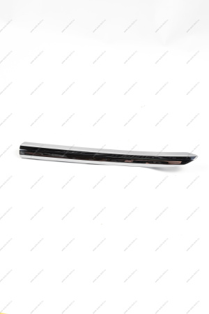 Молдинг переднего бампера верхний левый хром LADA Xray /Xray Cross 620811868R Lada LADA 8450022864