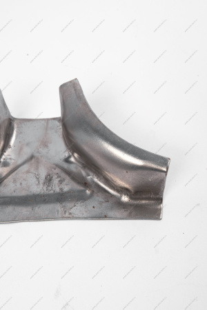 Ремонтная часть ВАЗ-2101-2107 центральной стойки нижняя (наружняя) Kamaz KAMAZ 21010540110661