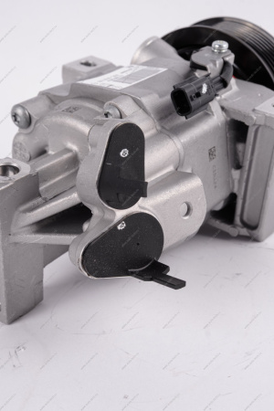 Компрессор LADA XRAY/Renault Logan II кондиционера двигат H4M Renault RENAULT 926000216R