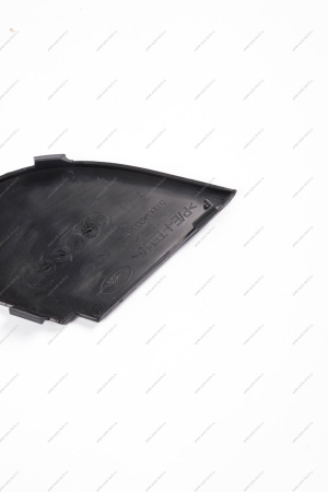 Заглушка LADA XRAY переднего бампера под буксирную проушину АвтоВАЗ LADA 511802038R