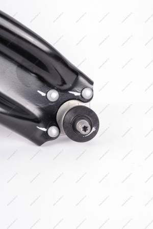 Рычаг LADA Vesta/Веста нижний правый с шаровой опорой и шарнирами в сборе (без гайки) Lada LADA 8450006732