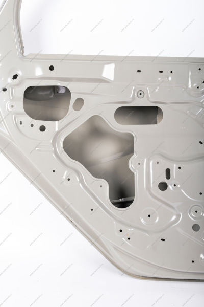 Дверь LADA Vesta (седан) задняя левая (катафорезный грунт) Lada LADA 8460013099