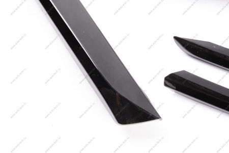 Молдинг переднего бампера к-т 4шт (черный глянец) LADA Vesta FL Россия Россия 8450040050+51+52+53 черны