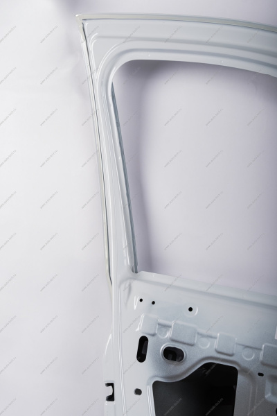 Дверь передняя левая LADA Largus/Лада Ларгус крашеная (с отв. под молдинг) 221 Ледниковый (Белый) Lada LADA 801013696R-221