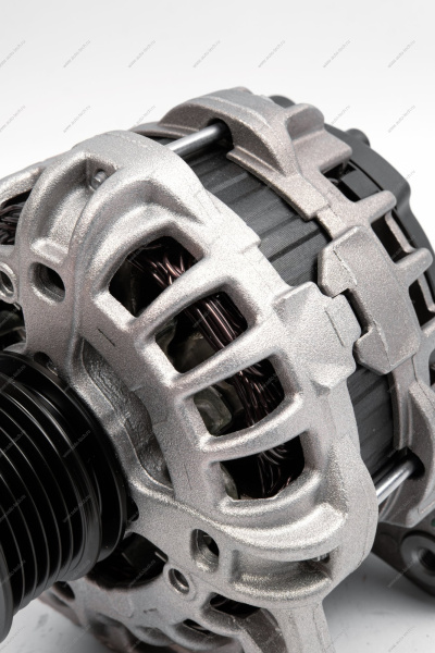 Генератор 125A LADA Largus FL Renault RENAULT 231005933R