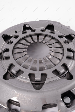 Сцепление в сборе LADA Largus (без выж. подш гидр привод) КПП-JR5 к-т 826853AVT (АВТОПРИБОР) Lada LADA 826303