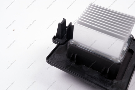 Резистор Lada Vesta отопителя под кондиционер Lada LADA 8450039719