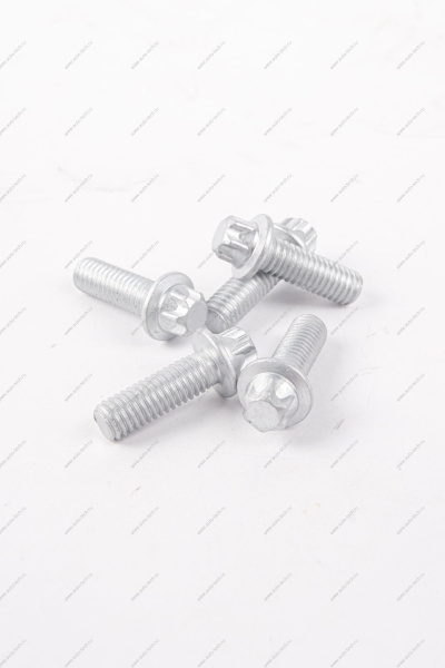 Болт ВАЗ-2108 развальный нижний Белебей Белебеевский завод Автокомплек 21080-2901051-00