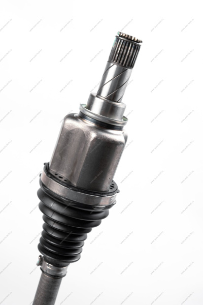 Привод LADA Largus переднего колеса правый (для двигателей 11189,21129) Renault LADA 8450009549