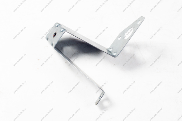 Кронштейн правого крыла Datsun боковой Nissan DATSUN 631405PA0B