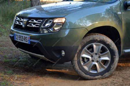 Крыло переднее левое RENAULT Duster крашеное Хаки DNP Renault RENAULT 631012718R-DNP
