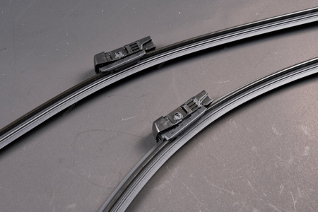 Щетка стеклоочистителя 750/500 мм бескаркасная комплект 2 шт BOSCH AeroTwin 3 397 014 077 BOSCH 3397014077