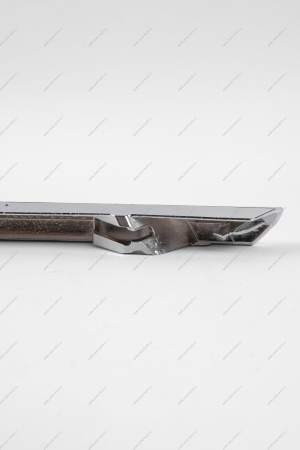 Молдинг переднего бампера верхний правый (хром) LADA Vesta FL/ Vesta SW Cross FL Россия Россия 8450040050