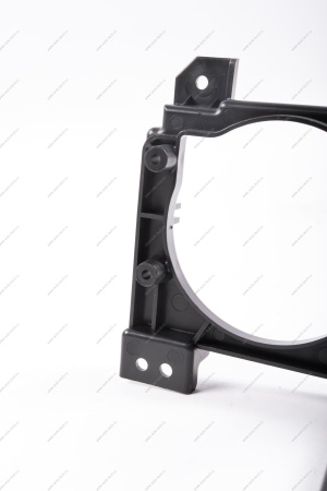 Кронштейн крепления противотуманной фары левый с 12,08,2019. Lada Vesta SW Cross /Cross седан Lada LADA 8450033261