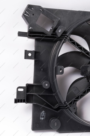 Вентилятор охлаждения с кожухом LADA Vesta/Веста/ XRay ( Valee-95) Lada LADA 214811897R