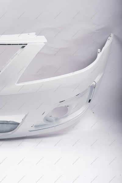 Бампер передний LADA Largus/Лада Ларгус крашеный 221 Ледниковый (Белый) без заглушки под букс. крюк Lada LADA 8450000245-221