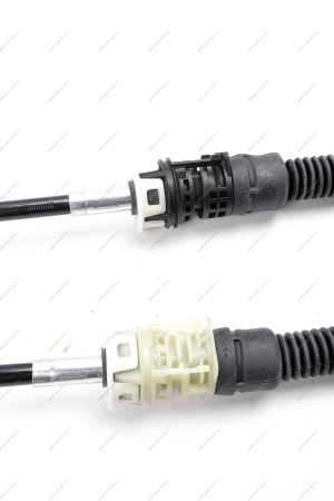 Привод управления механизмом выбора передач в сборе с тросами КПП-JR5 двиг.p3m,p4m) Lada Largus Lada LADA 8450009624