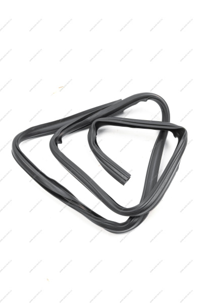 Уплотнитель стекла ВАЗ-1118 ветрового окна верхний (БРТ) Lada LADA 11180-5206062-00