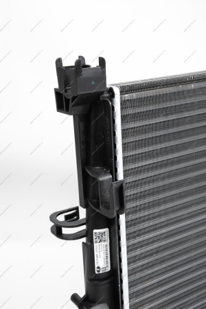 Радиатор охлаждения RENAULT Duster/Рено Дастер 2015- Renault RENAULT 214100078R