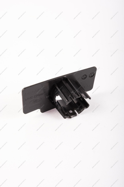 Держатель датчика системы парковки задний крайний левый LADA Vesta FL Lada LADA 8450042424