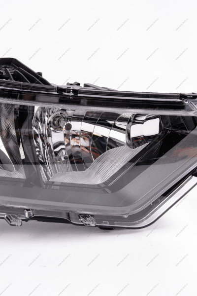 Блок-фара правая СЕРАЯ окантовка LADA NIVA TRAVEL c 16.01.2024 ORIGINAL Lada LADA 8450087158