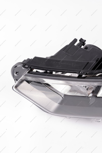 Блок-фара левая СЕРАЯ окантовка LADA NIVA TRAVEL c 16.01.2024 ORIGINAL Lada LADA 8450087159