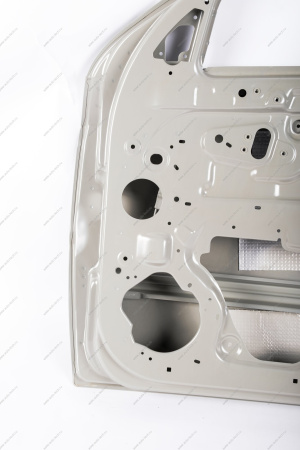 Дверь передняя правая Lada Vesta SW Cross /Sedan Cross (катафорезный грунт) Lada LADA 8460013092