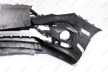 Бампер передний без отверстий под датчики системы парковки в цвет 691 Платина (Серебристый) LADA Vesta FL Lada LADA 8450040054-691