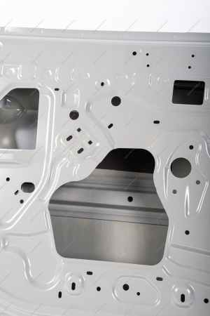 Дверь передняя левая (без отв под молдинг, с отв под личинку) LADA Largus (FL) NEW Lada LADA 8450013113