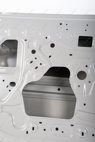 Дверь передняя левая (без отв под молдинг, с отв под личинку) LADA Largus (FL) NEW Lada LADA 8450013113