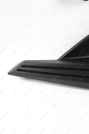 Облицовка ПТФ правая ( без отв под парктроник) LADA Vesta SW Cross FL Lada LADA 8450041569