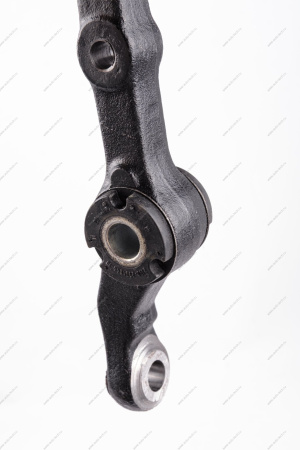 Рычаг ВАЗ-2190 передней подвески нижний с шарнирами в сборе Lada LADA 8450109195