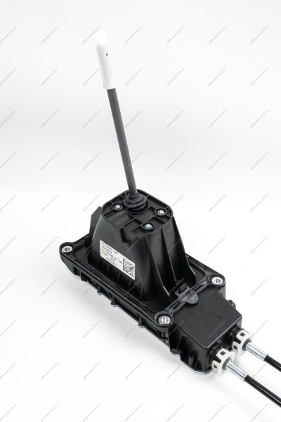 Привод управления механизмом выбора передач в сборе с тросами КПП-JR5 двиг.p3m,p4m) Lada Largus Lada LADA 8450009624