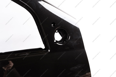 Дверь передняя правая (c отв. под молдинг ,без отверстия под личинку) в цвет 676 LADA Largus (FL) NEW Lada LADA 8450013083-676