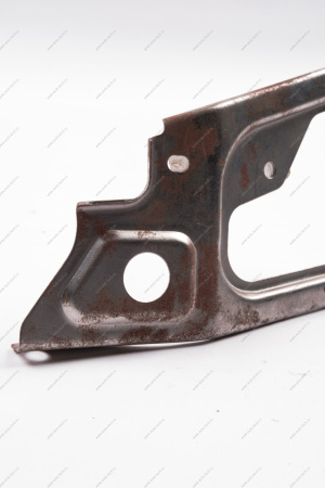 Кр-н ВАЗ-2114 решетки радиатора внутренний правый (ТЗТО) Lada LADA 21140840117800