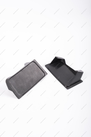 Заглушка противотуманной фары ВАЗ-2110 правая+левая к-т Lada LADA 21110-2803102+03