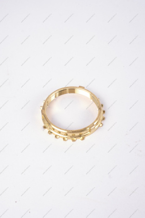 Кольцо блокируюшее кпп синхронизатора 3-4 передачи LADA Largus КПП-JR5/JН3 Renault RENAULT 326041339R