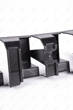 Усилитель переднего бампера средний (пластик) LADA Vesta FL Lada LADA 8450040060