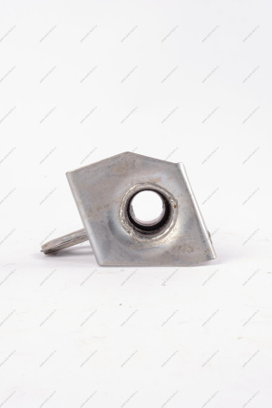 Кр-н бампера ВАЗ-2107 левый Lada LADA 21070280301700