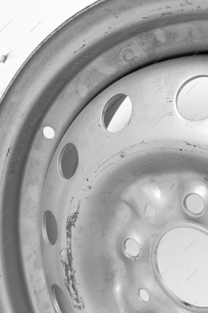 Диск колесный ВАЗ-2170 R-14 штамп. цвет серебристый АвтоВАЗ LADA 21700-3101015-02