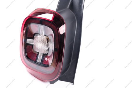 Фонарь RENAULT Duster 2021- левый Renault RENAULT 265558217R