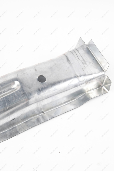 Поперечина кронштейна сидения ВАЗ-2110 правая (птичка) Kamaz KAMAZ 21100510108236