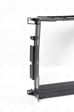 Дефлектор радиатора LADA Largus FL/ XRAY/ RENAULT Logan 2014- Lada LADA 8450095108