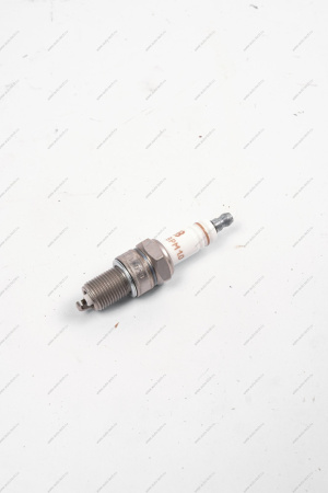 Свеча зажигания Datsun 1шт Nissan NISSAN 224015PA0A