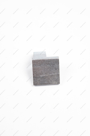 Звено подвижное петли передней/задней двери нижнее левое ВАЗ-1118 Lada LADA 11180610601830