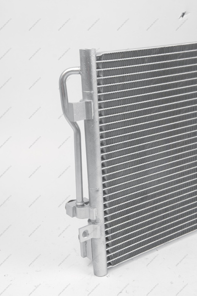 Болт крепления правой опоры подвески двигателя верхний М10* 84*1.5 Lada Vesta Lada LADA 8450008999