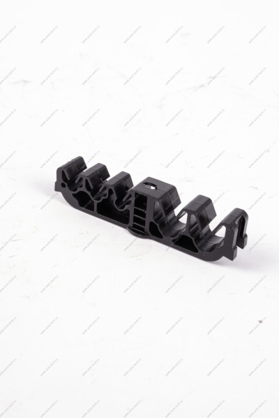 Скоба пятиместная крепления трубопроводов LADA Vesta/Веста Lada LADA 8450008900